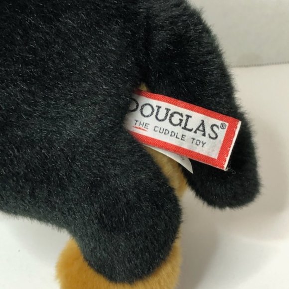 Douglas Dachshund  Weiner Dog Realistic Toy Plush Stuffed Animal 2011 - Picture 4 of 5